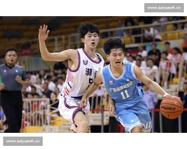 篮坛激战全记录：最新比分变化与关键瞬间深度解析